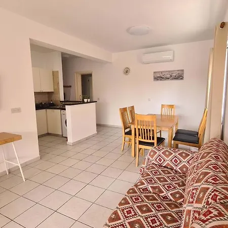 Sunny Limnaria Gardens 2 Bedroom Appartement